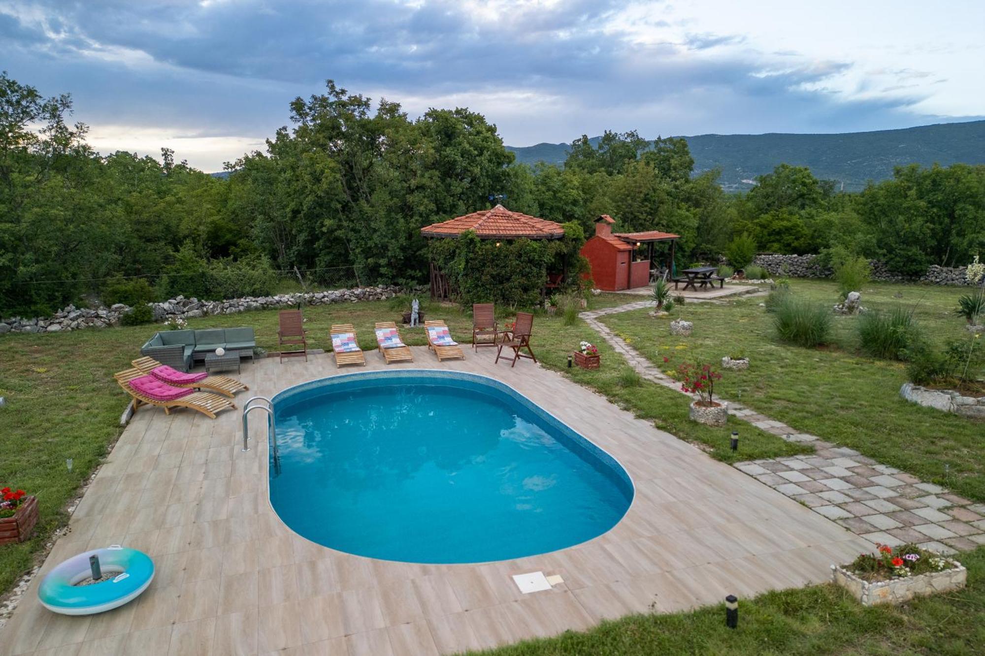 Villa Bravic Kraj  ภายนอก รูปภาพ