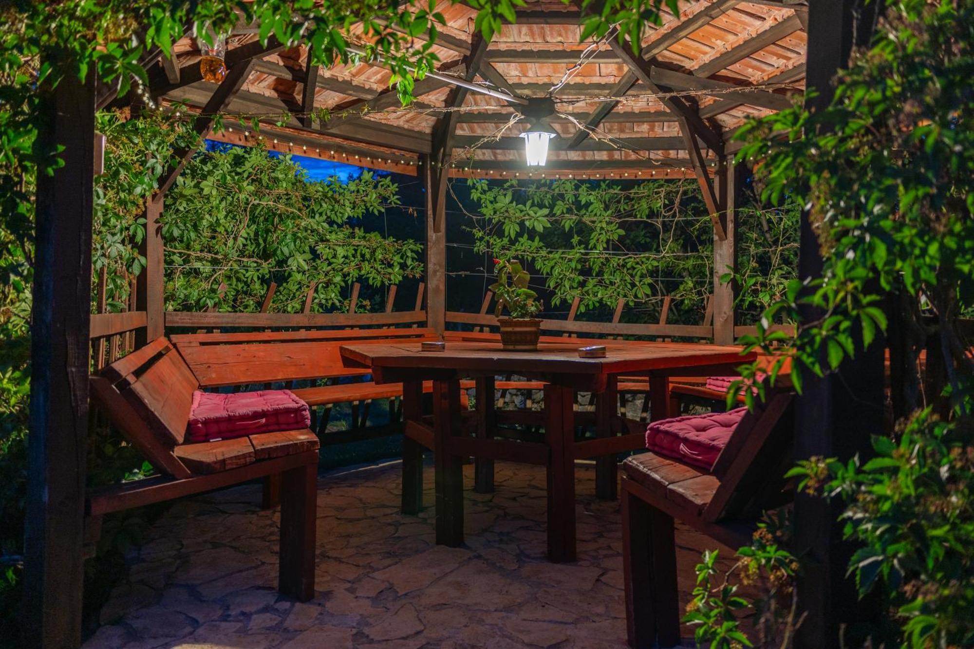 Villa Bravic Kraj  ภายนอก รูปภาพ